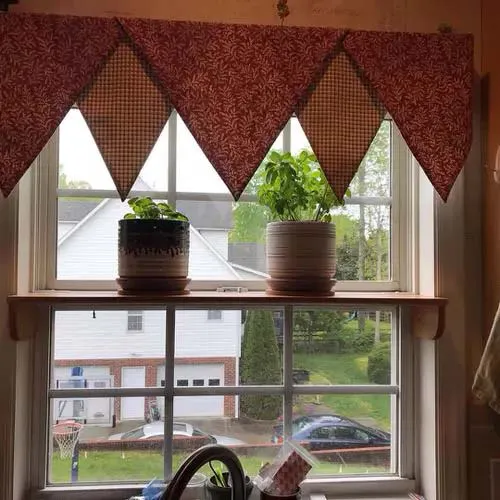 قفسه مناسب پنجره کوچک