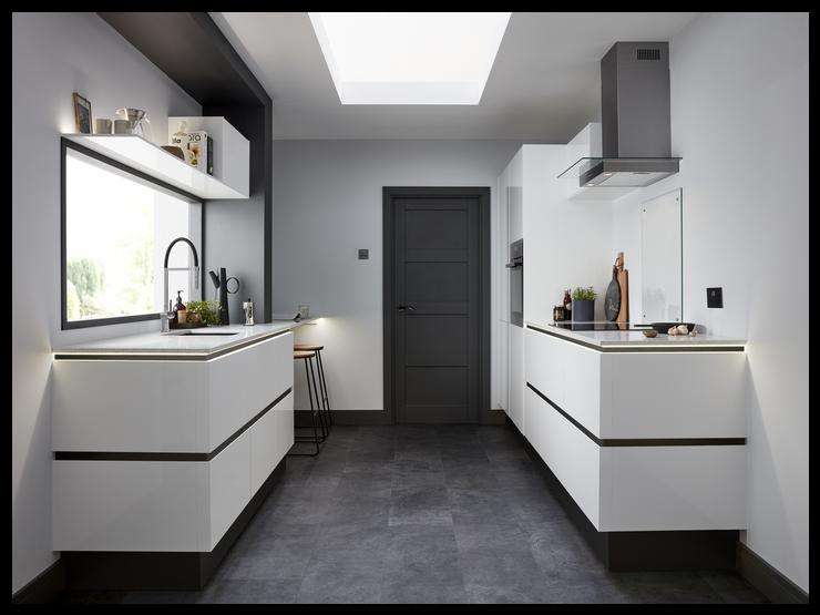 کابینت سفید مشکی آشپزخانه مدرن