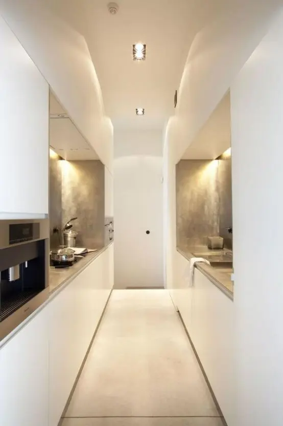 stylish and functional narrow kitchen design ideas 25 554x832 1