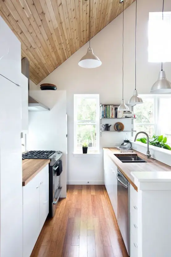 stylish and functional narrow kitchen design ideas 26 554x831 1
