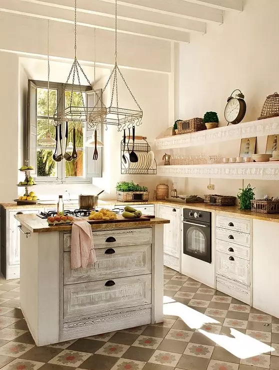 آشپزخانه سفید ظاهری مد روز و مدرن